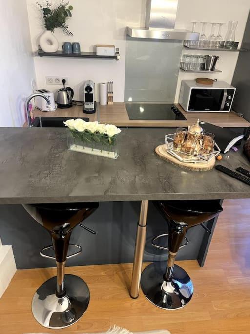 Wondersuite Appartement - Centre Ville Avec Parking Couvert -15Mn De Paris Et 10 Mn De Stade De France, Wifi, Netflix Deuil-la-Barre Экстерьер фото