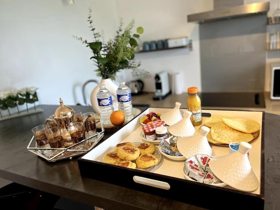 Wondersuite Appartement - Centre Ville Avec Parking Couvert -15Mn De Paris Et 10 Mn De Stade De France, Wifi, Netflix Deuil-la-Barre Экстерьер фото