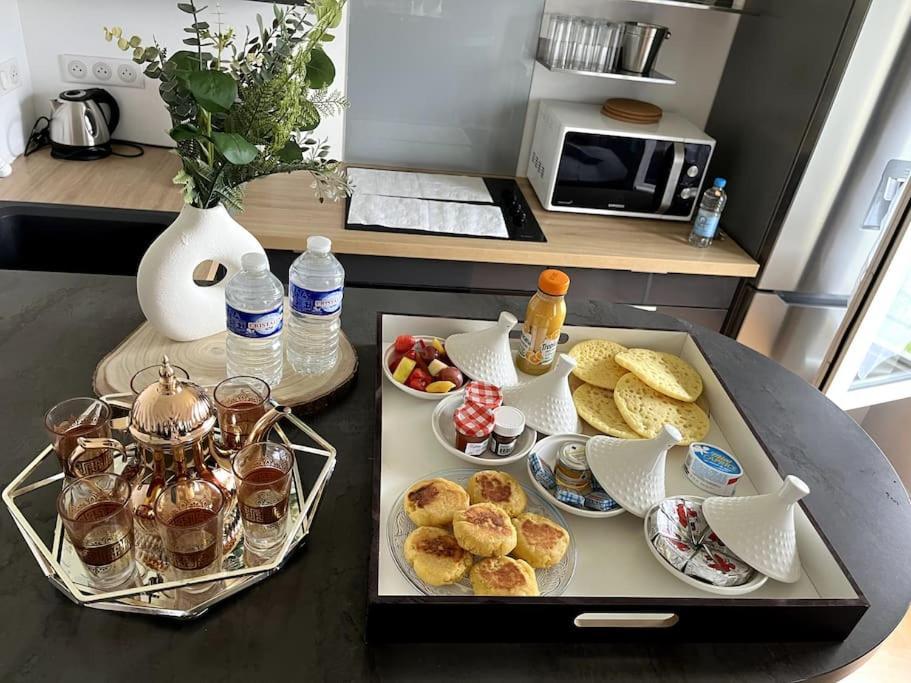 Wondersuite Appartement - Centre Ville Avec Parking Couvert -15Mn De Paris Et 10 Mn De Stade De France, Wifi, Netflix Deuil-la-Barre Экстерьер фото
